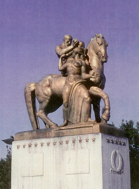 Statues from Italy for the 1947 Friendship Train